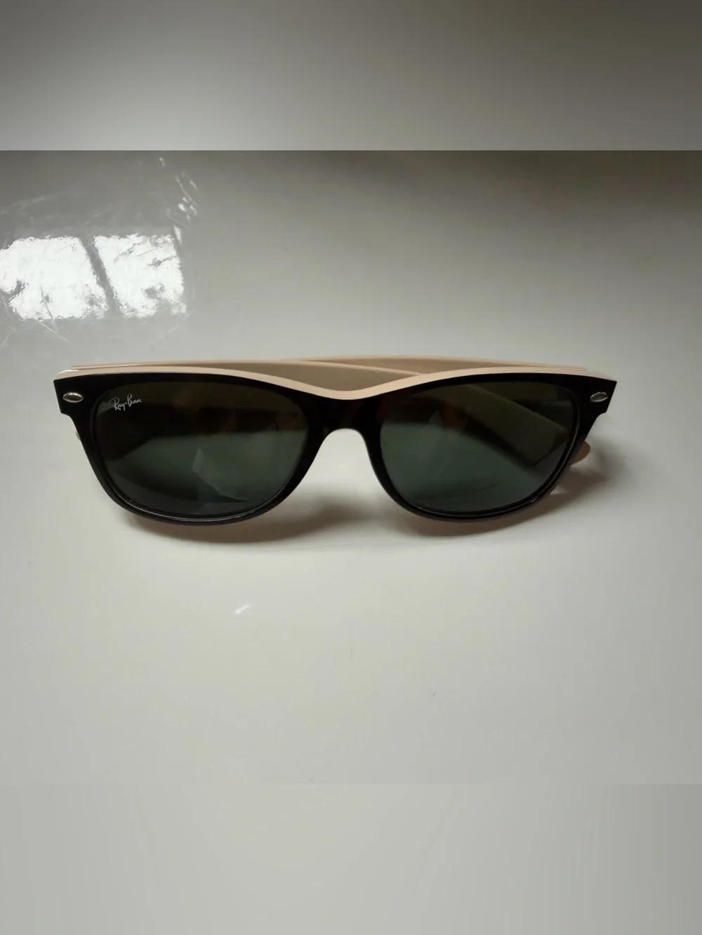 Ray-Ban Two-Tone Wayfarer Sunglasses - Black & Beige